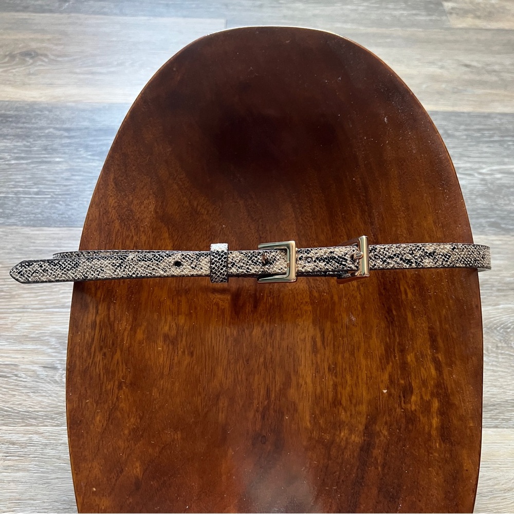 Chic Snakeskin Belt with Double Buckle